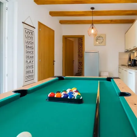 Villa Luxury With A Swimming Pool Novigrad - 18339 Novigrad (Dalmácia)