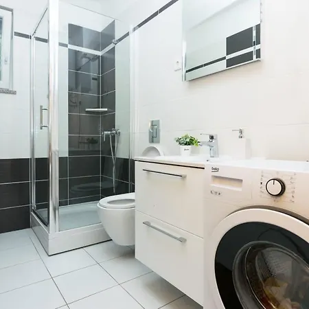 Luxury With A Swimming Pool Novigrad - 18339 빌라