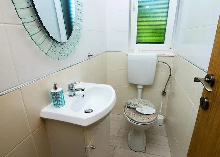 Вилла Luxury With A Swimming Pool Novigrad - 18339 Новиград-Далмация
